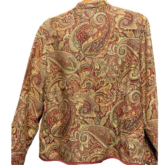 Vintage tapestry jacket with drawstring neckline and ornate wooden buttons - Picture 5 of 17